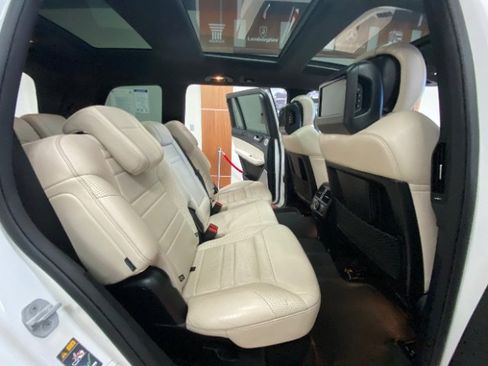 Used 2014 Mercedes-Benz GL 63 AMG 4MATIC image 21