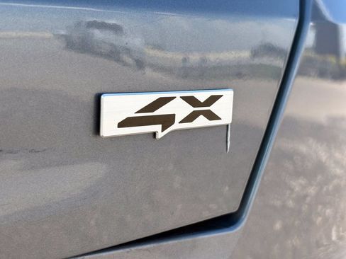 Certified 2023 Kia Sorento SX AWD/4WD image 11
