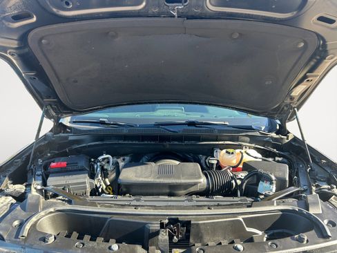 Used 2023 Chevrolet Tahoe Premier image 32