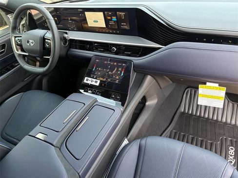 New 2026 INFINITI QX80 Sport w/ Sport Exterior Package image 11