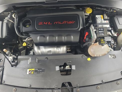 Used 2022 Jeep Compass Latitude FWD image 30