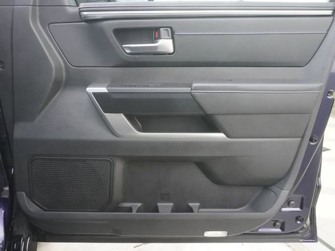 Used 2024 Toyota Sequoia Platinum image 21