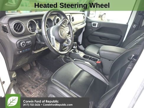 Used 2022 Jeep Wrangler Unlimited Sahara w/ Cold Weather Group image 5