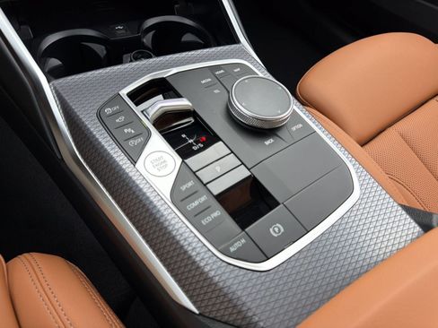 New 2026 BMW 330i Sedan w/ Premium Package RWD image 18