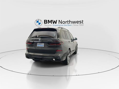 New 2026 BMW X7 xDrive40i w/ M Sport Package image 2