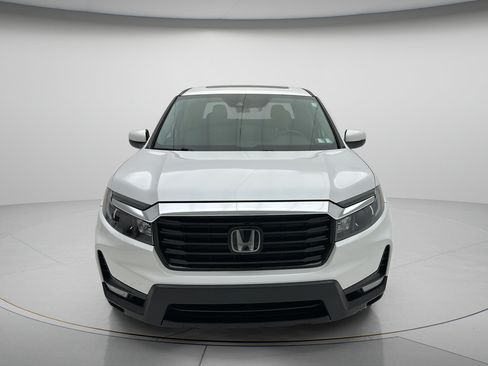 Used 2023 Honda Ridgeline RTL-E image 2