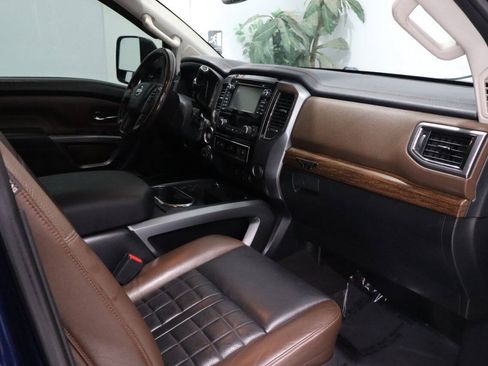 Used 2017 Nissan Titan Platinum Reserve AWD/4WD image 9