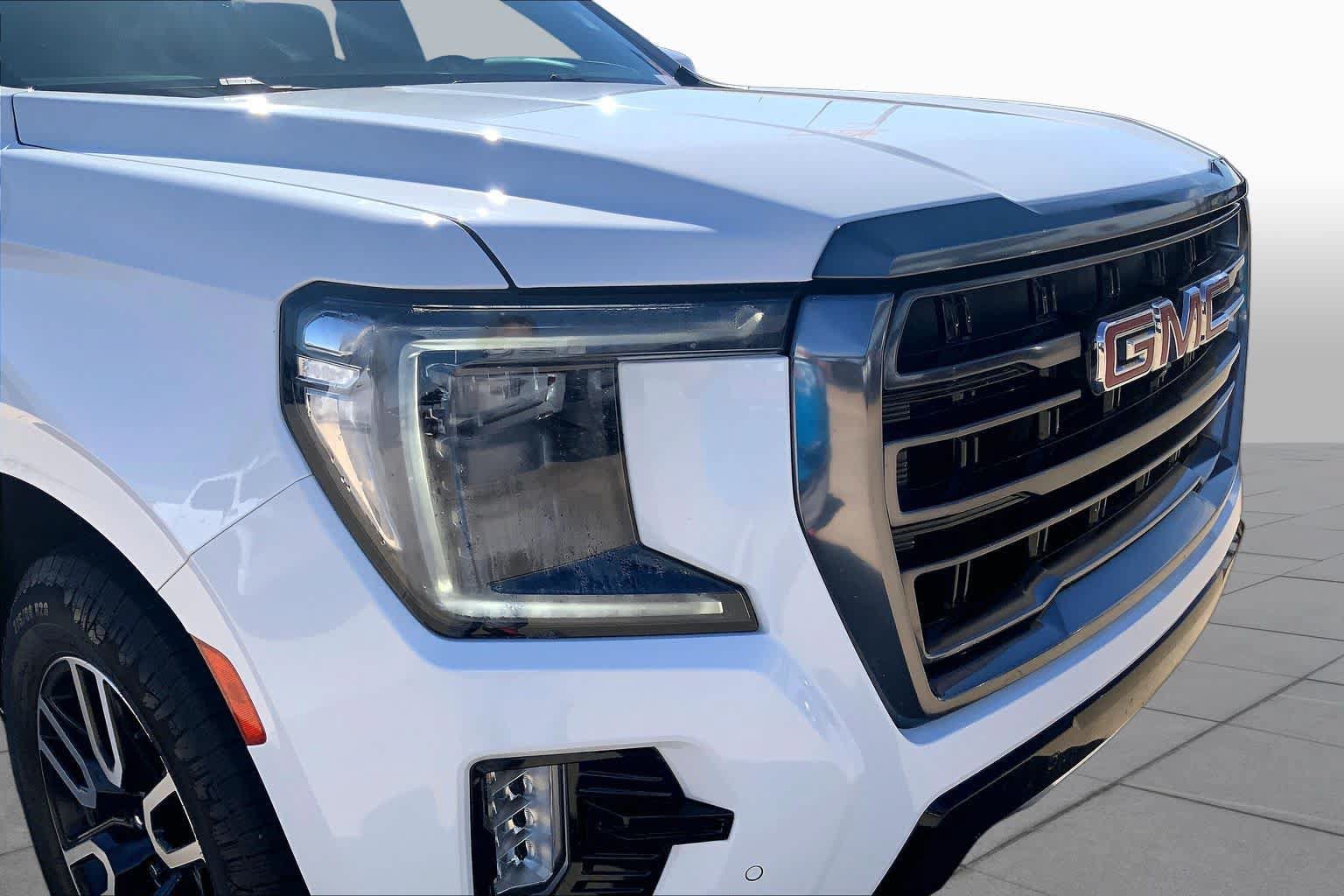 Used 2021 GMC Yukon AT4 w/ AT4 Premium Package AWD/4WD image 27