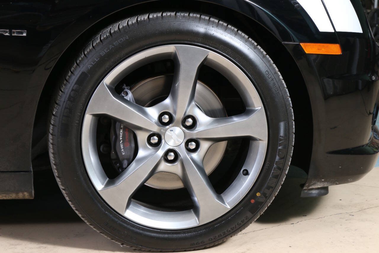Used 2013 Chevrolet Camaro SS w/ RS Package RWD image 20