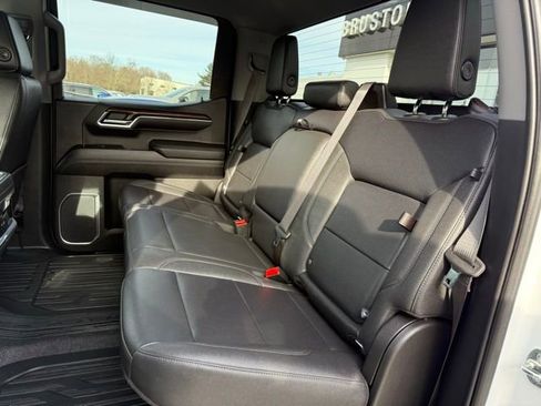 Used 2023 GMC Sierra 1500 SLT w/ SLT Premium Package image 18