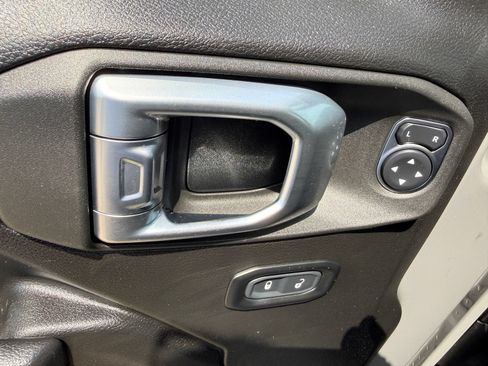 Used 2021 Jeep Wrangler Unlimited Sport AWD/4WD image 14