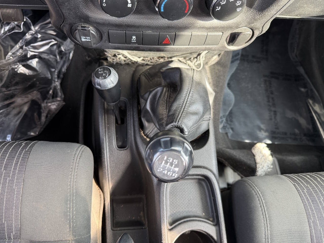 Used 2012 Jeep Wrangler Sport AWD/4WD image 25