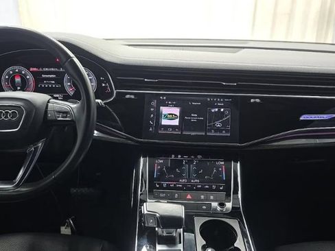 Used 2023 Audi Q7 3.0T Premium Plus w/ Premium Plus Package AWD/4WD image 4