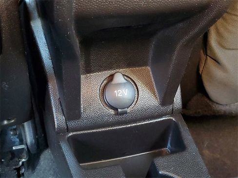 Used 2017 Ford Fiesta SE image 29