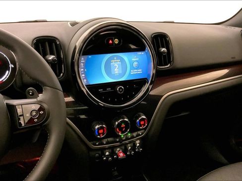 Used 2024 MINI Cooper Countryman S w/ Signature Upholstery Package AWD/4WD image 5