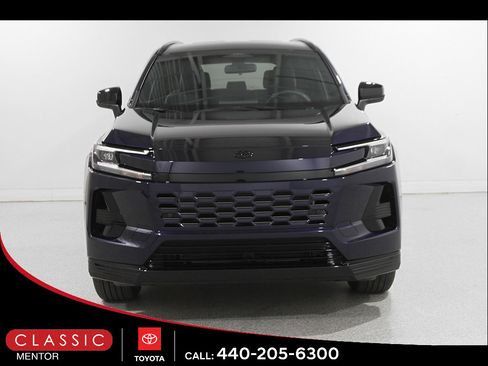 Used 2026 Toyota RAV4 AWD Plug-in Hybrid image 2