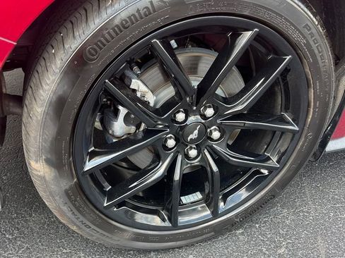 Used 2025 Ford Mustang Coupe RWD image 11