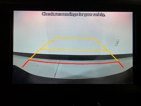 Used 2021 Kia Soul LX image 9