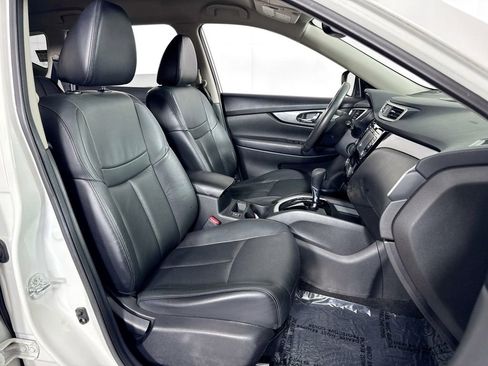 Used 2014 Nissan Rogue SL FWD image 32