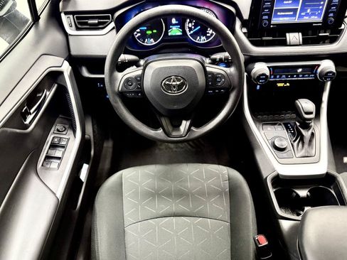 Used 2021 Toyota RAV4 XLE w/ Carpet Mat Package (TMS) AWD/4WD image 2