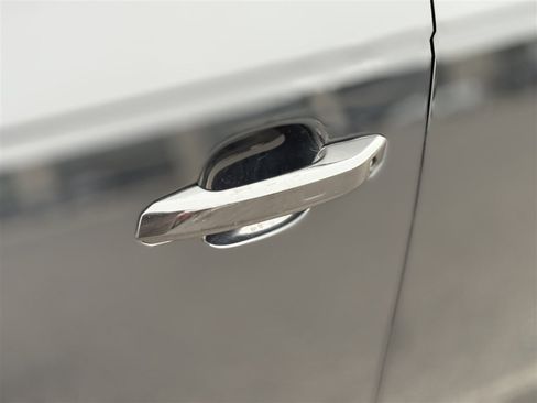 Used 2018 Audi A4 2.0T Premium Plus w/ Premium Plus Package image 14