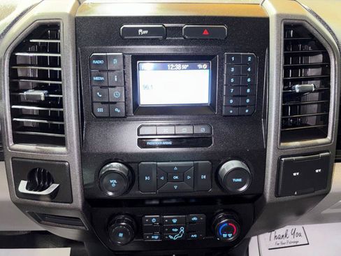 Used 2022 Ford F250 XL w/ Power Equipment Group RWD image 19