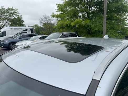 Used 2023 Lexus RX 350h w/ Accessory Package (2T) AWD/4WD image 10