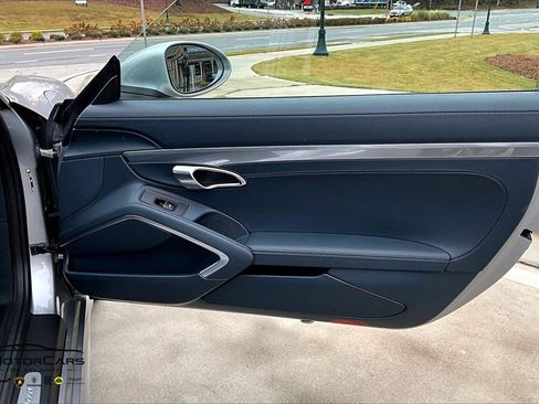 Used 2024 Porsche 718 Cayman image 20