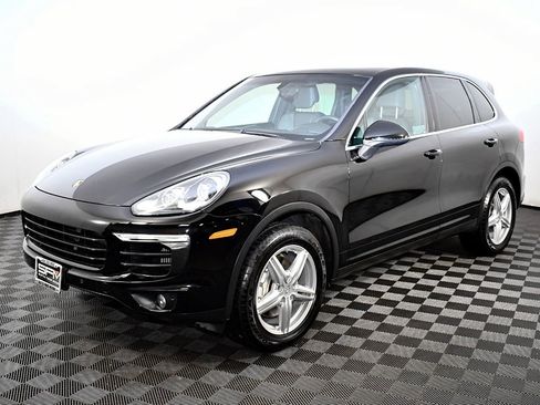 Used 2015 Porsche Cayenne S image 52