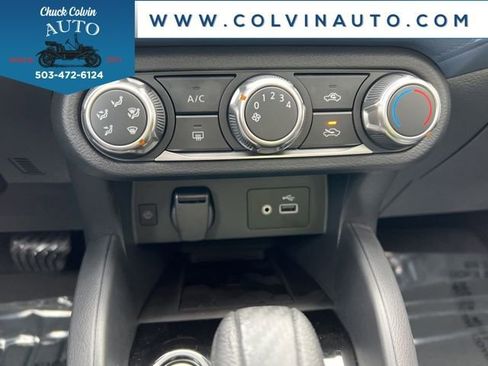 New 2025 Nissan Versa SV w/ Trunk Package image 20