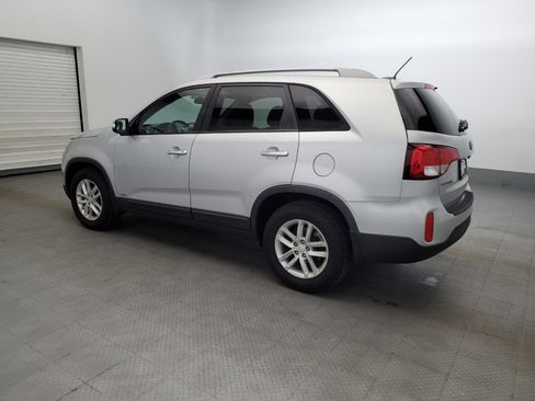 Used 2015 Kia Sorento LX AWD/4WD image 3