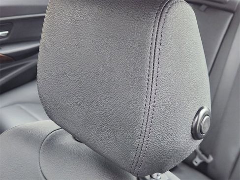 Used 2016 BMW 320i 320i image 24