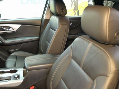 Used 2023 Chevrolet Blazer LT image 17