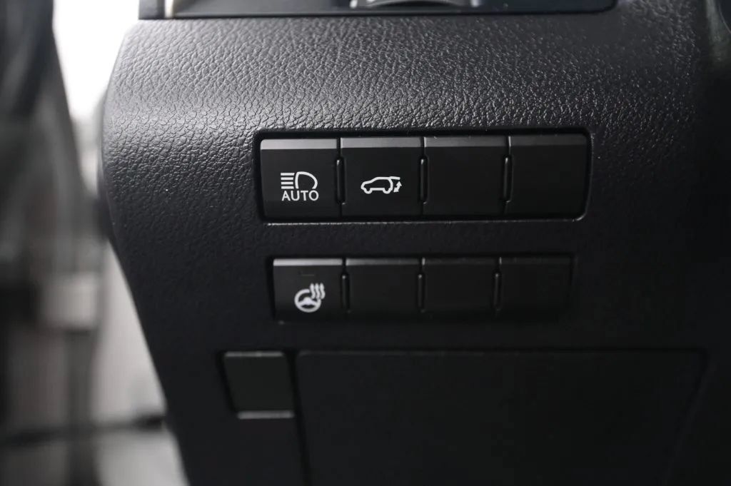 Used 2021 Lexus RX 350 F Sport w/ Accessory Package AWD/4WD image 28