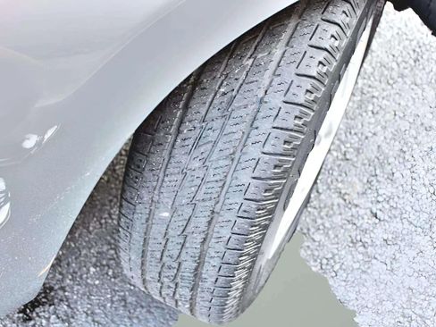 Used 2008 Toyota RAV4 Sport Utility 4D image 27