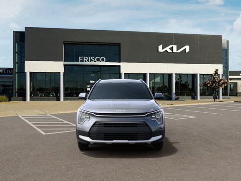 New 2026 Kia Niro LX FWD image 2