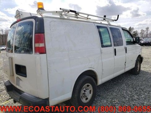 Used 2008 Chevrolet Express 3500 image 2