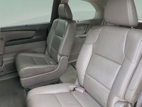 Used 2017 Honda Odyssey Touring image 18
