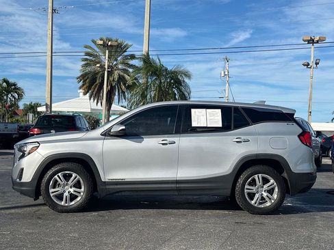 Used 2018 GMC Terrain SLE image 2