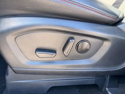 Used 2025 Ford Explorer ST-Line image 16