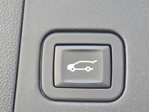 Used 2019 Cadillac XT5 Luxury image 34