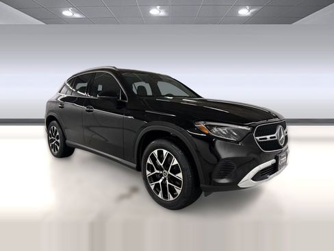 Certified 2025 Mercedes-Benz GLC 350e 4MATIC image 7