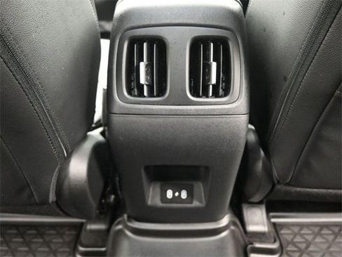 Used 2025 Hyundai Santa Cruz SEL image 25