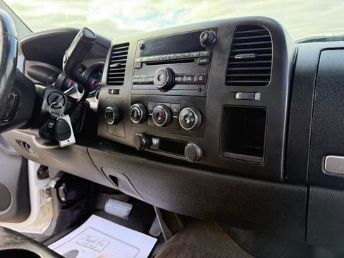 Used 2013 GMC Sierra 3500 SLE image 21