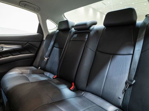 Used 2015 INFINITI Q70 L 3.7 image 31