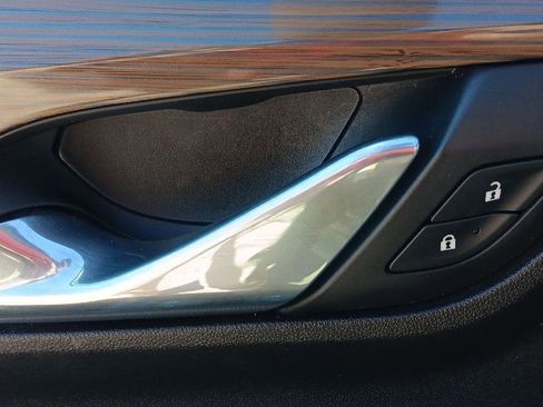 Used 2019 GMC Terrain SLE image 8