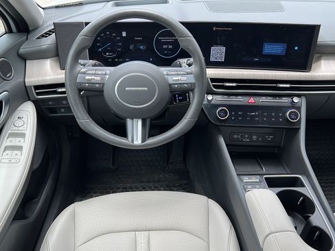 Used 2025 Hyundai Sonata Limited FWD image 10