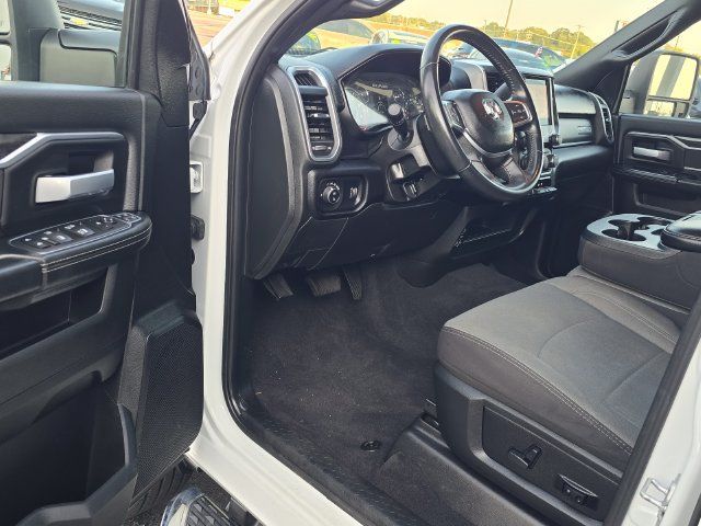 Used 2024 RAM 2500 Big Horn AWD/4WD image 9