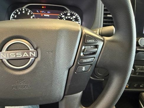 Used 2022 Nissan Frontier S w/ Technology Package RWD image 17