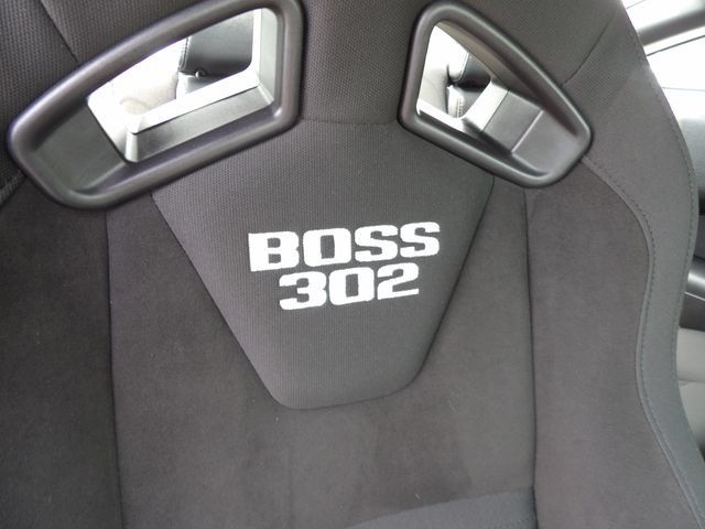 Used 2013 Ford Mustang Boss 302 w/ Boss 302 Accessory Pkg RWD image 11
